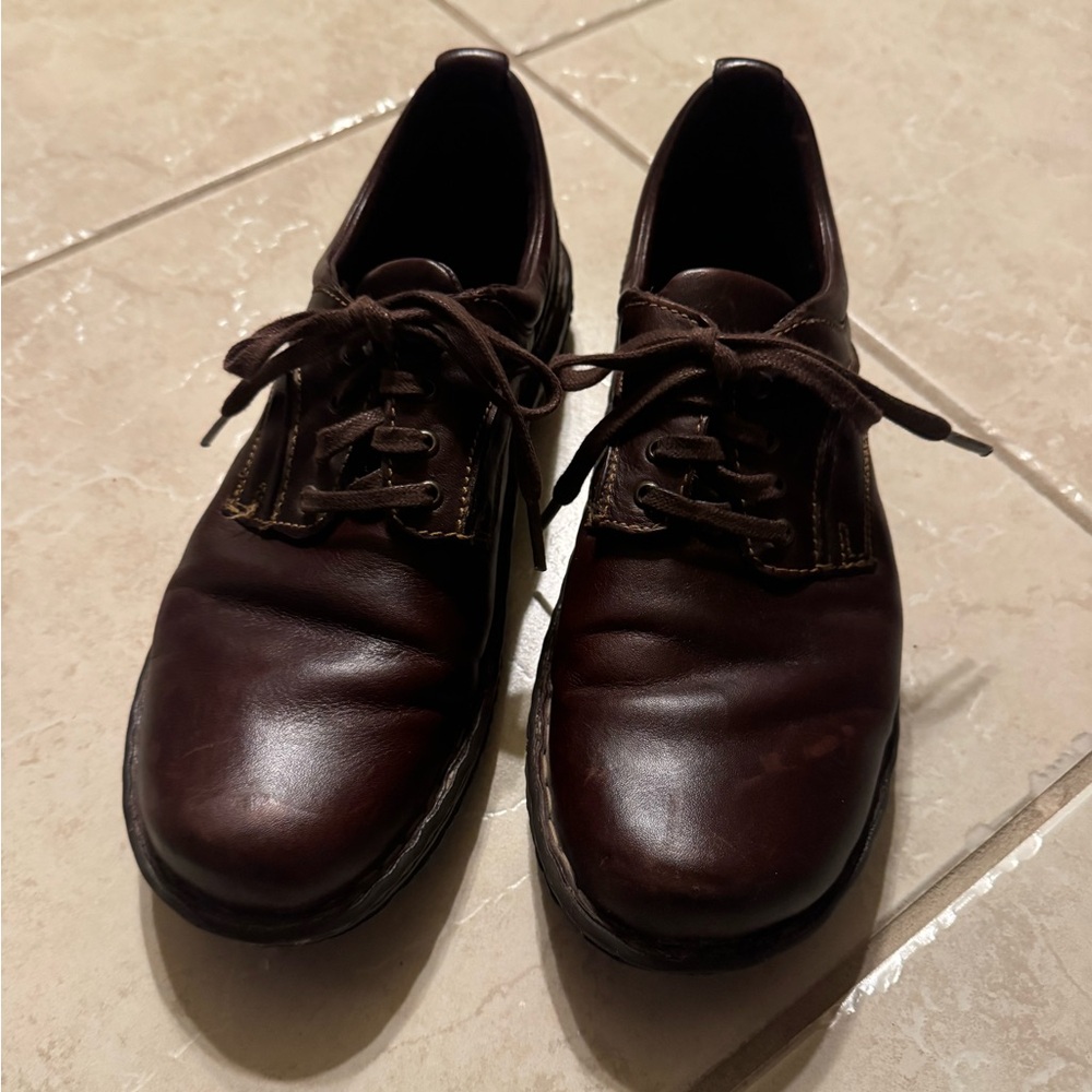 Women’s  Brown Leather Shoes